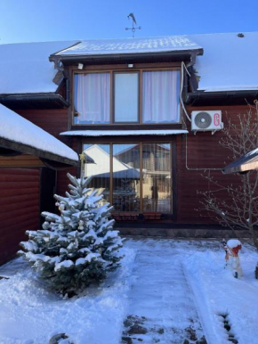 Cottage 'Carolina' with hot tub, sauna and BBQ area